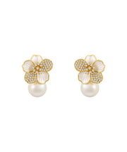 Chic White Sterling Silver Overgild Zircon Pearl Floral Stud Earrings