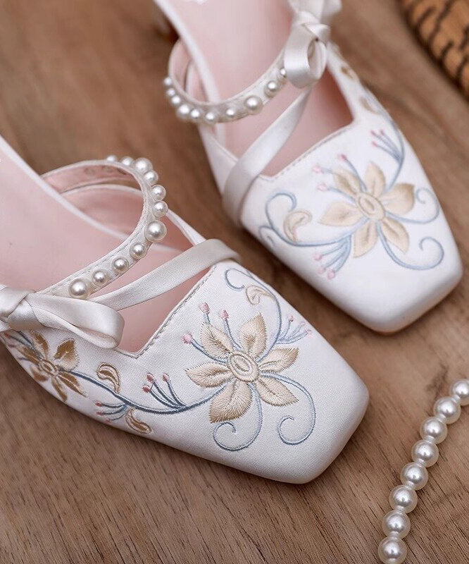 Chinese Style White Satin Embroidery High Heel Slippers