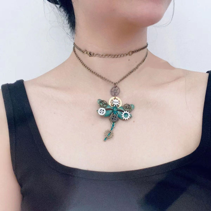 Retro Green Metal Alloy Gear Dragonfly Pendant Necklace