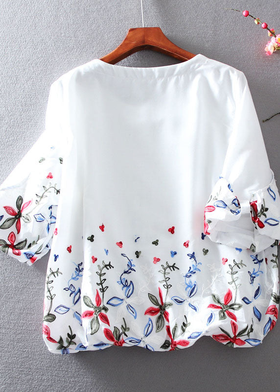 Cute White O-Neck Embroideried Chiffon tops lantern sleeve