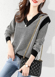 Plus Size Black V Neck Plaid Knit Sweater Tops Winter