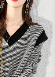 Plus Size Black V Neck Plaid Knit Sweater Tops Winter